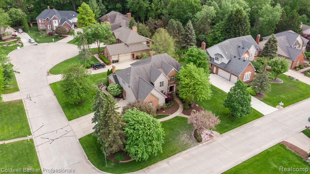 3681 Newcastle Drive Rochester Hills, MI 48306 - Photo 39 of 40