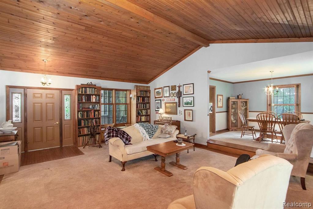 2111 King Road Lapeer, MI 48446 - Photo 10 of 45