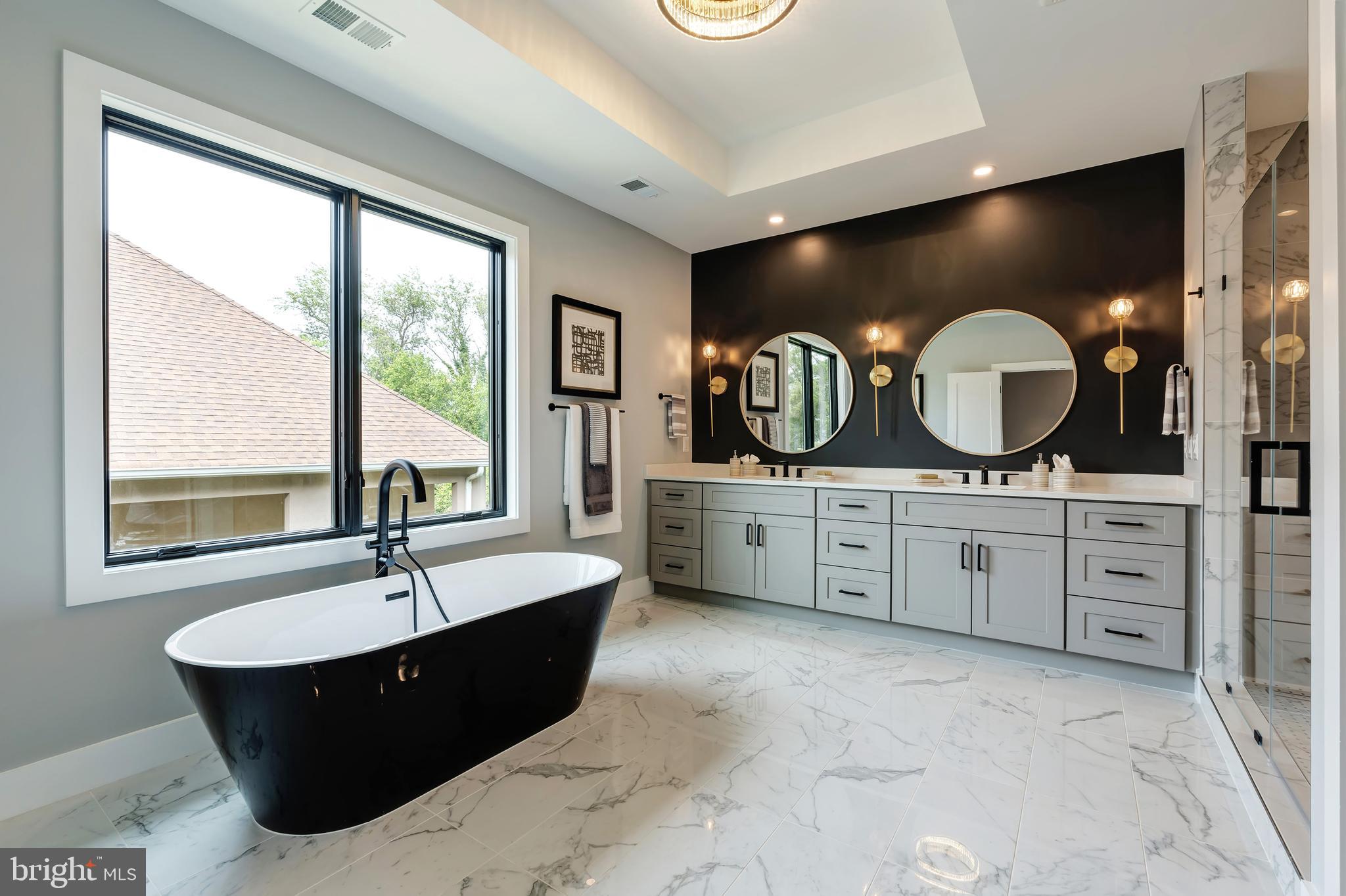 6800 Old Chesterbrook Road McLean, VA 22101 - Photo 33 of 44 a living room with furniture and a large window