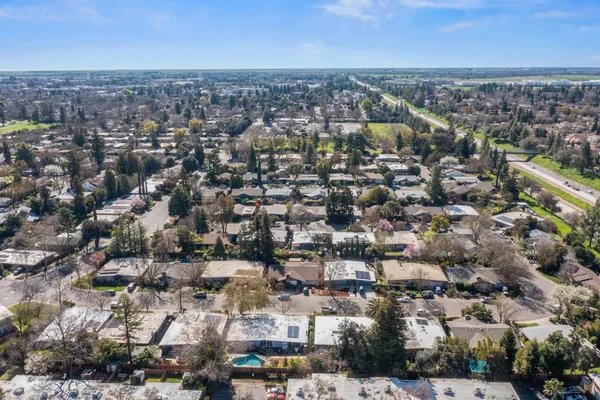 $460,000 | 1560 Drake Drive, Davis, CA 95616