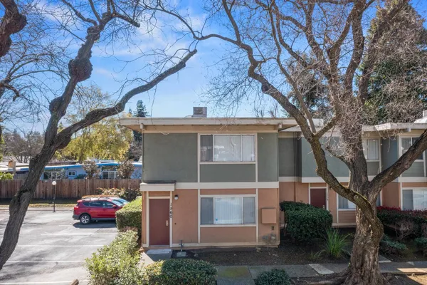 $460,000 | 1560 Drake Drive, Davis, CA 95616
