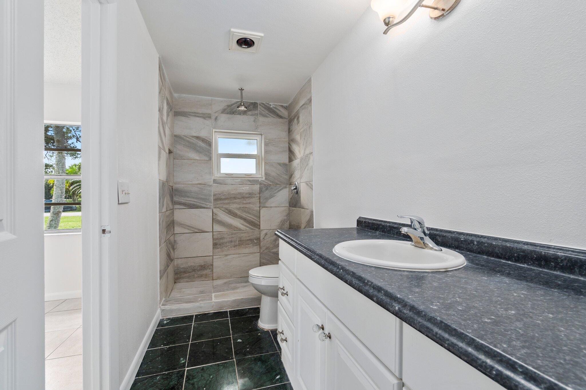 7504 Hibiscus Road Fort Pierce, FL 34951 - Photo 18 of 50 18-web-or-mls-DSC08231