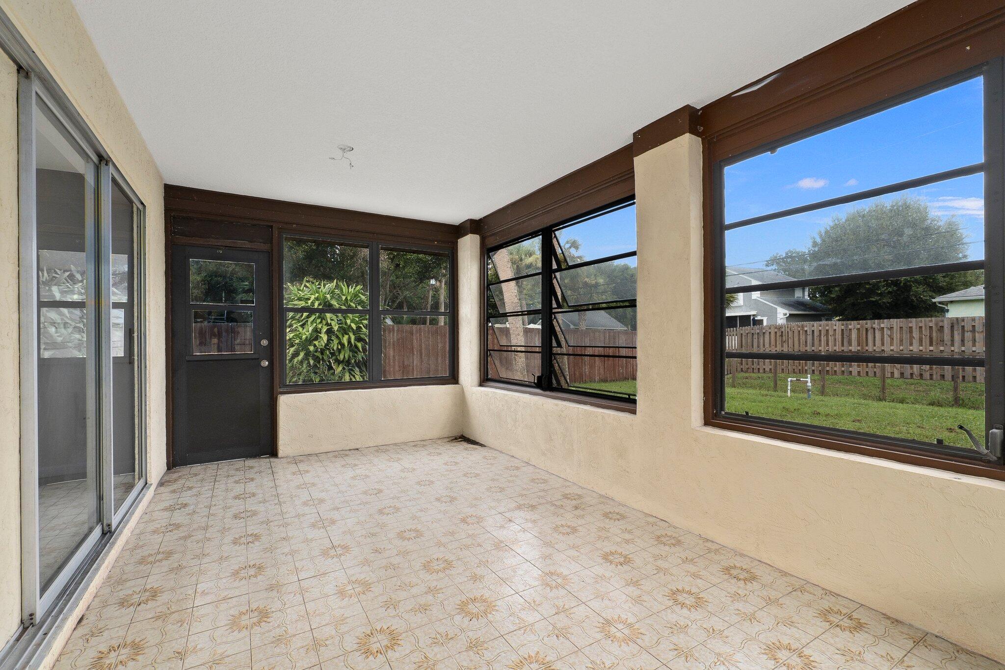7504 Hibiscus Road Fort Pierce, FL 34951 - Photo 30 of 50 30-web-or-mls-DSC08328