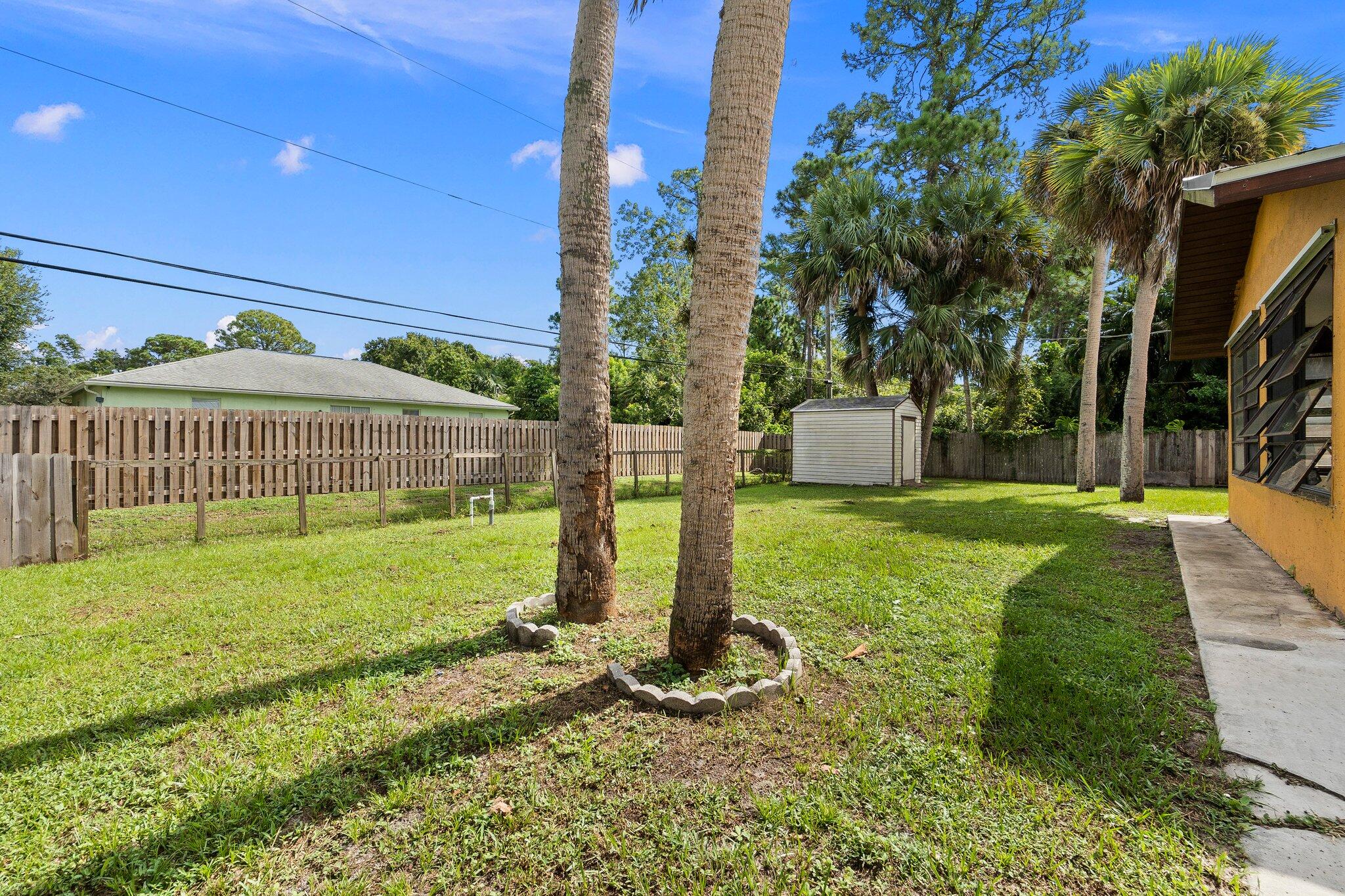 7504 Hibiscus Road Fort Pierce, FL 34951 - Photo 36 of 50 36-web-or-mls-DSC08371