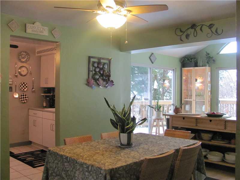 3 Robinhood Road Green Tree, PA 15220 - Photo 20 of 25 Dining Room. Newer Ceiling Fan with Light and Newer Floor, the Dining Room adds to the beauty of this home.