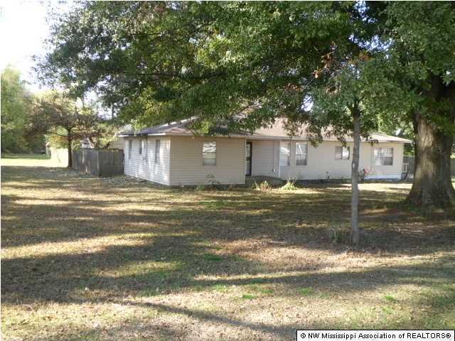 2977 Gwynn Road Nesbit, MS 38651 - Photo 2 of 12 Additional Photo