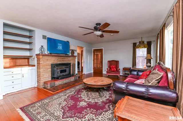 $216,500 | 4426 North Wilco Drive, Peoria, IL 61615