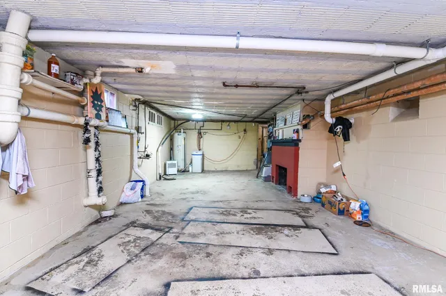 $216,500 | 4426 North Wilco Drive, Peoria, IL 61615