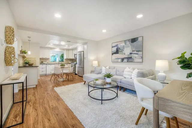 $875,000 | 6555 Via Barona, Carlsbad, CA 92009