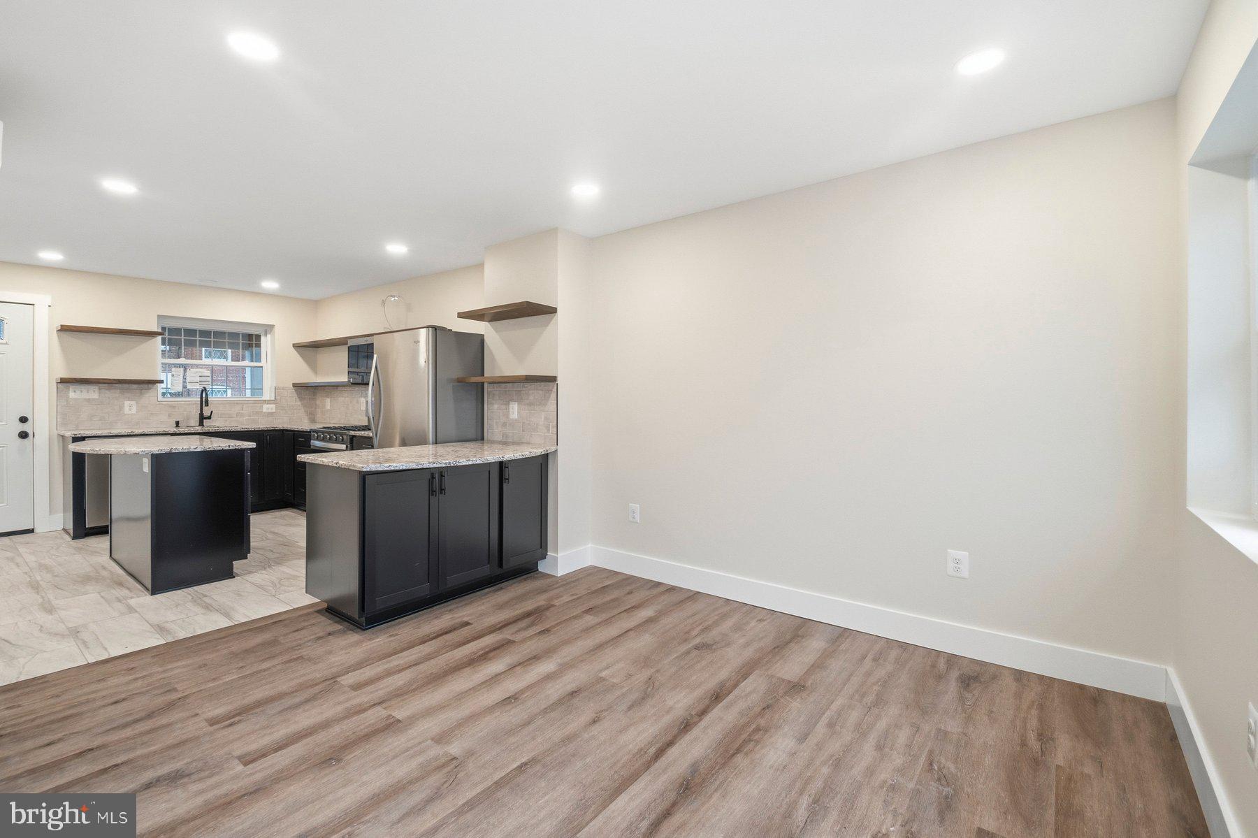 3828 10th Street Baltimore, MD 21225 - Photo 2 of 26