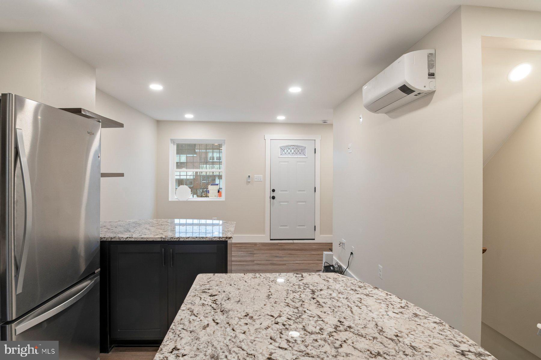 3828 10th Street Baltimore, MD 21225 - Photo 10 of 26