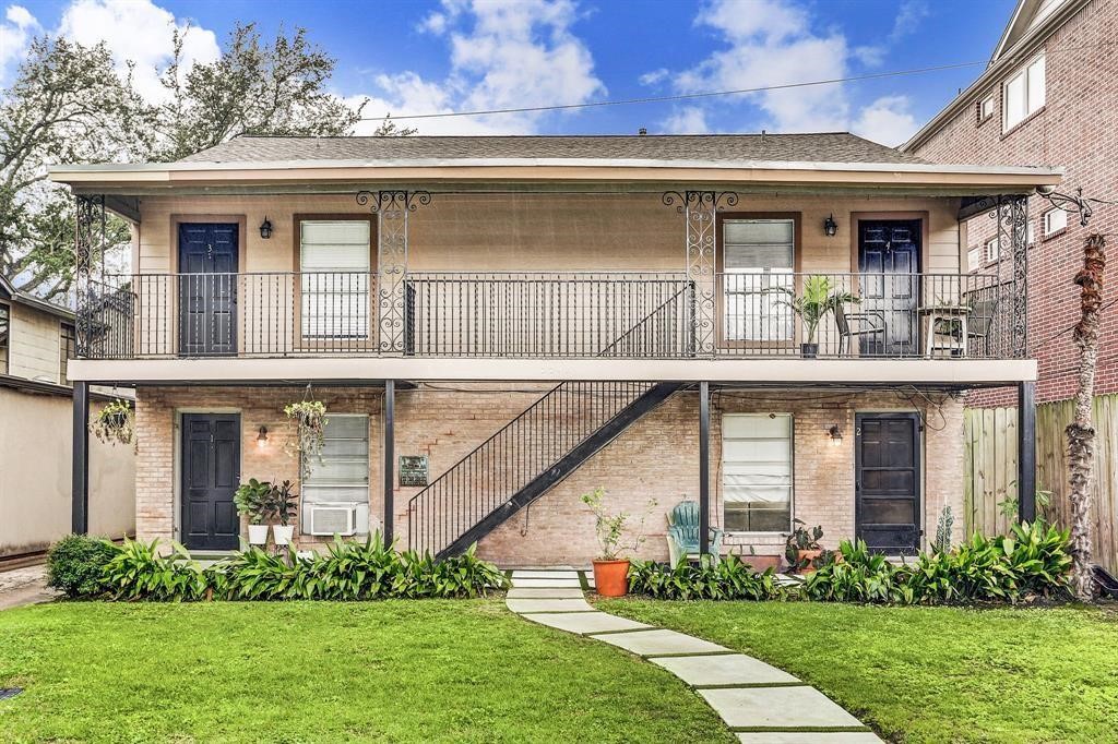 2245 Welch Street, Unit 2 Houston, TX 77019 - Photo 1 of 16
