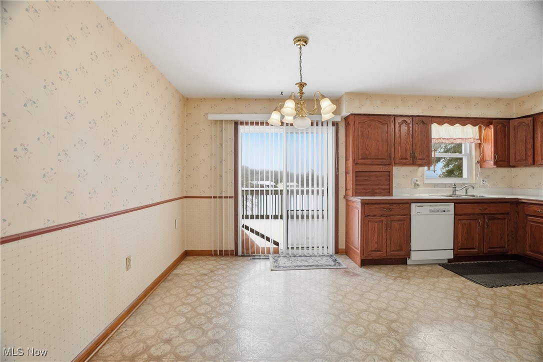 350 Blennerhassett Heights Road Washington, WV 26181 - Photo 13 of 50