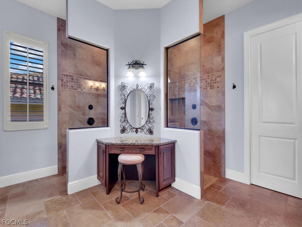 511 Southwest 53rd Terrace Cape Coral, FL 33914 - Photo 23 of 48