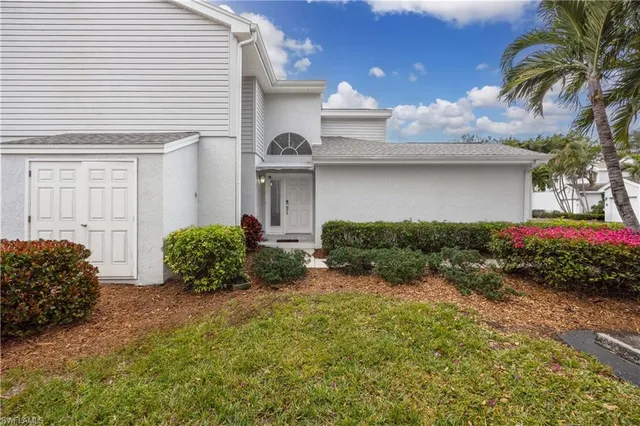 $370,000 | 2860 Citrus Lake Drive, Unit R204, Naples, FL 34109