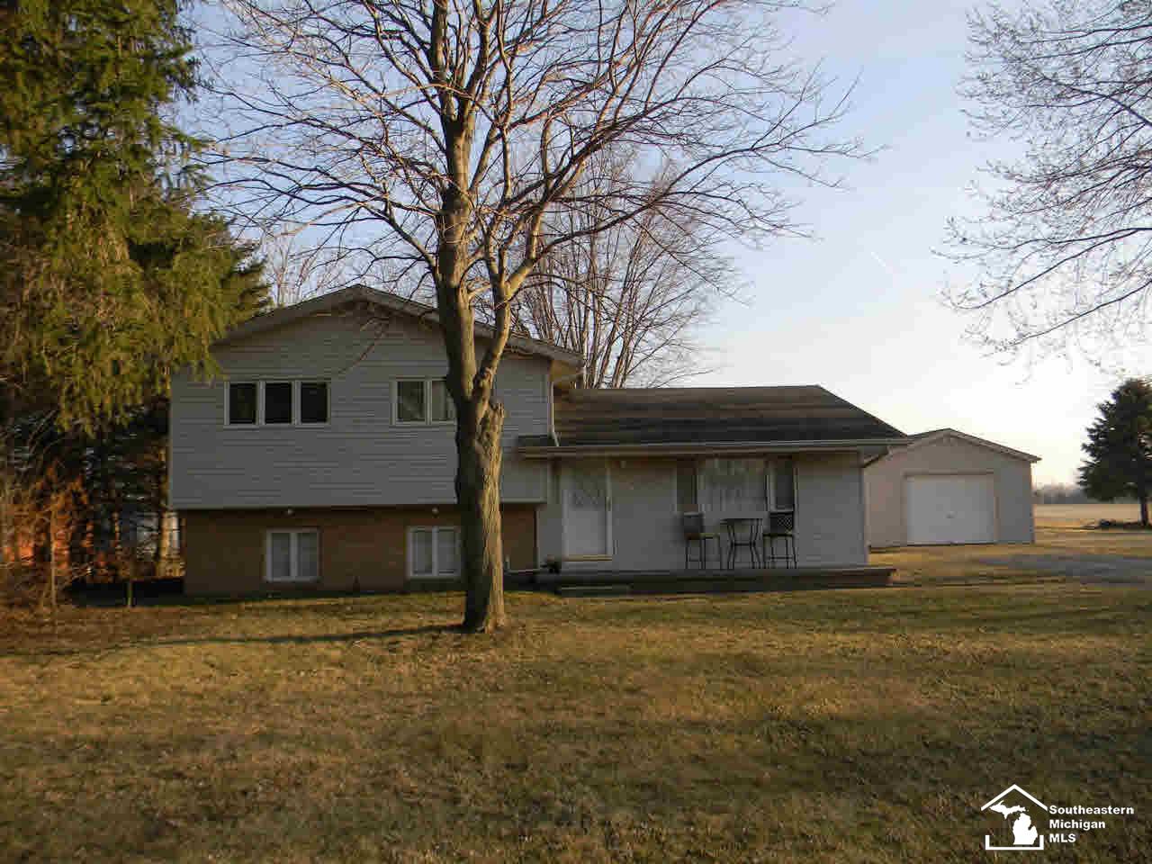 679 East Erie Road Temperance, MI 48182 - Photo 1 of 3 20434084.JPG
