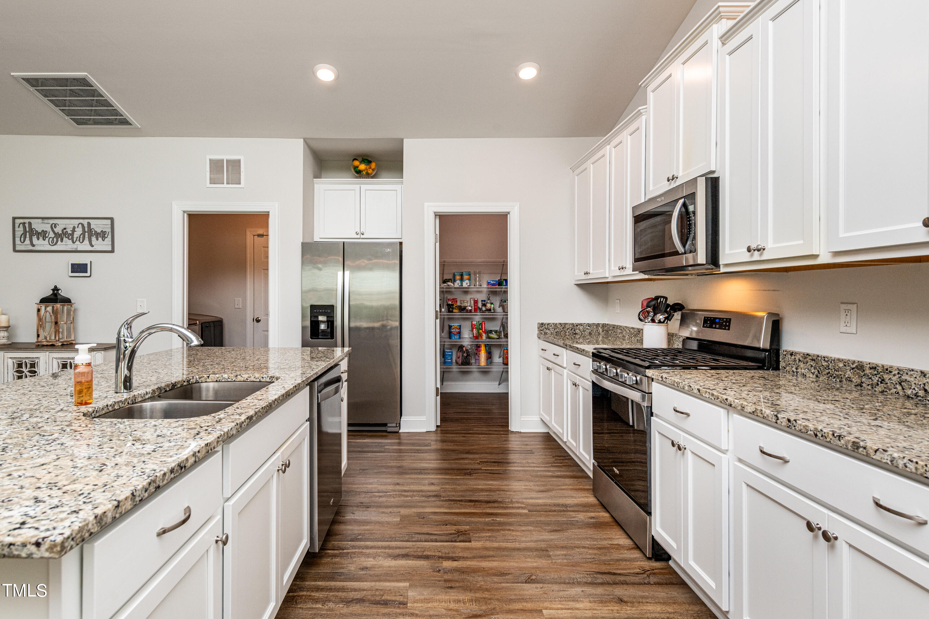 7400 Cornett Way Raleigh, NC 27604 - Photo 8 of 36 008_Kitchen
