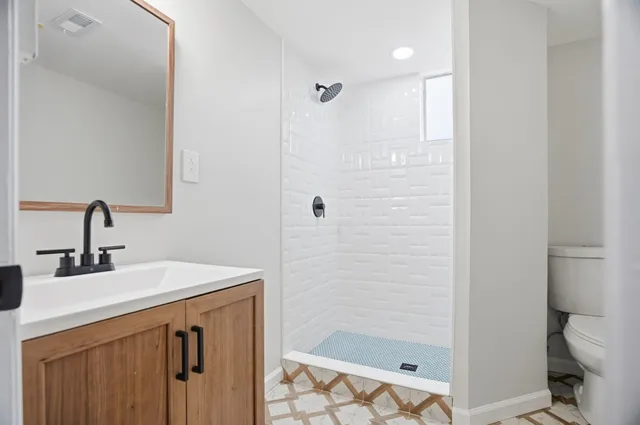 $749,000 | 5654 Borthick Road, Springfield, TN 37172