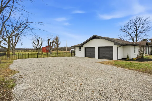 $749,000 | 5654 Borthick Road, Springfield, TN 37172