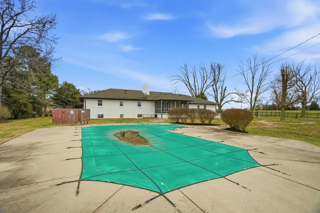 $749,000 | 5654 Borthick Road, Springfield, TN 37172