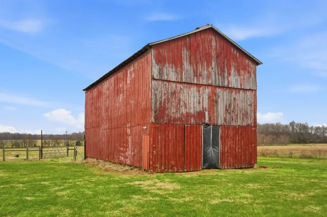 $749,000 | 5654 Borthick Road, Springfield, TN 37172