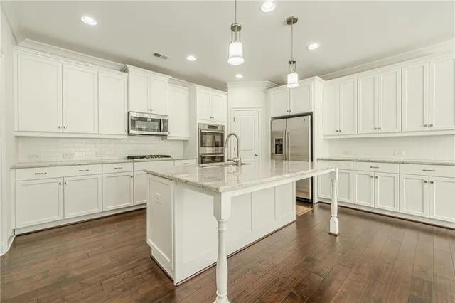 $685,000 | 1040 Peyton View Court, Alpharetta, GA 30004