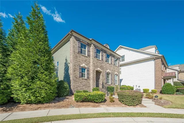 $685,000 | 1040 Peyton View Court, Alpharetta, GA 30004