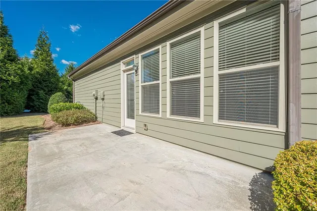 $685,000 | 1040 Peyton View Court, Alpharetta, GA 30004