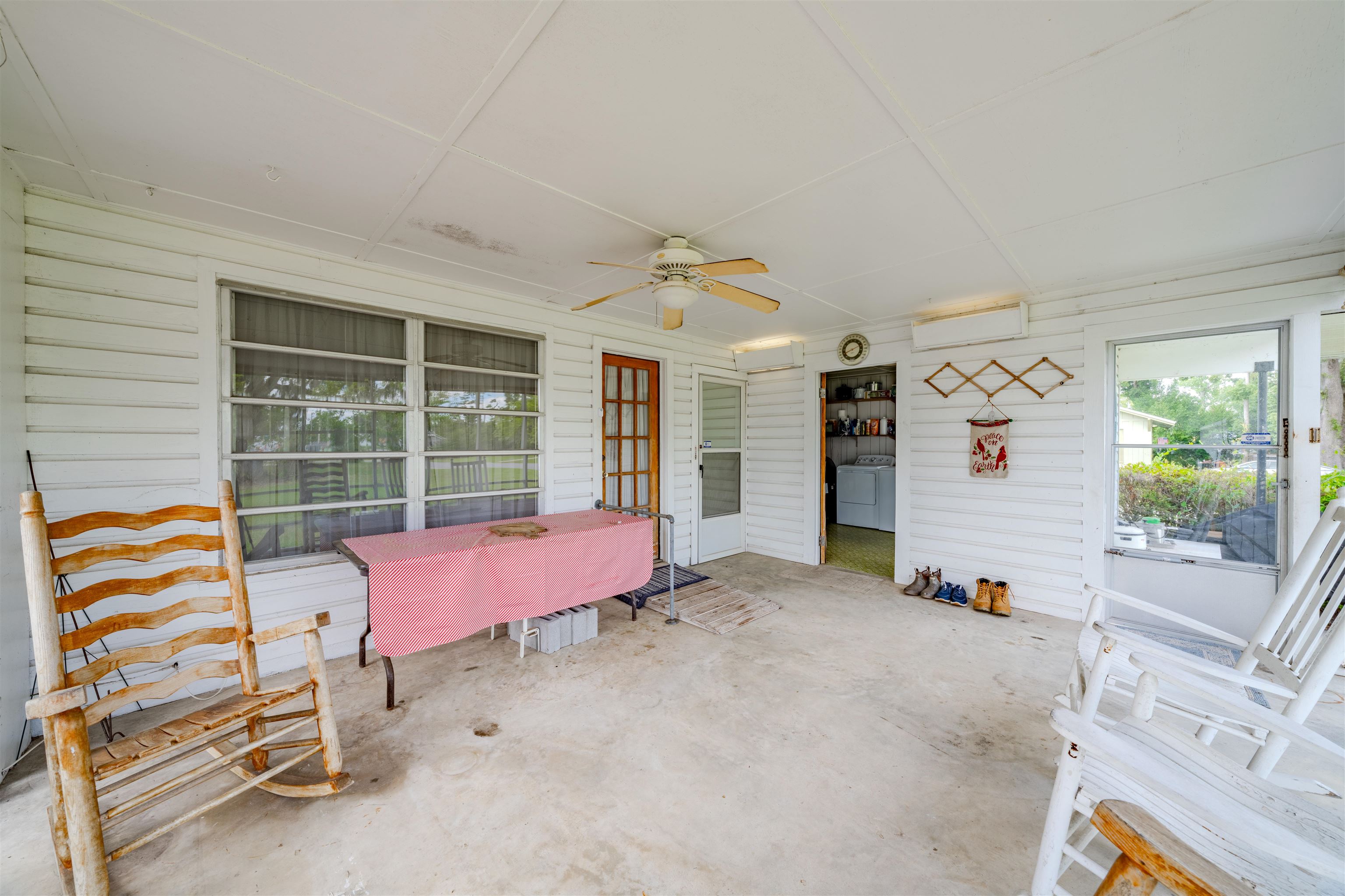 512 North Wilder Street Perry, FL 32347 - Photo 7 of 35