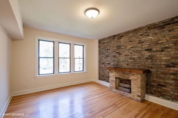 $3,000 | 3511 North Racine Avenue, Unit 3E, Chicago, IL 60657