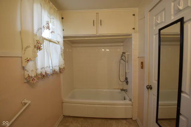 $119,900 | 502 South State Street, Greenfield, IN 46140