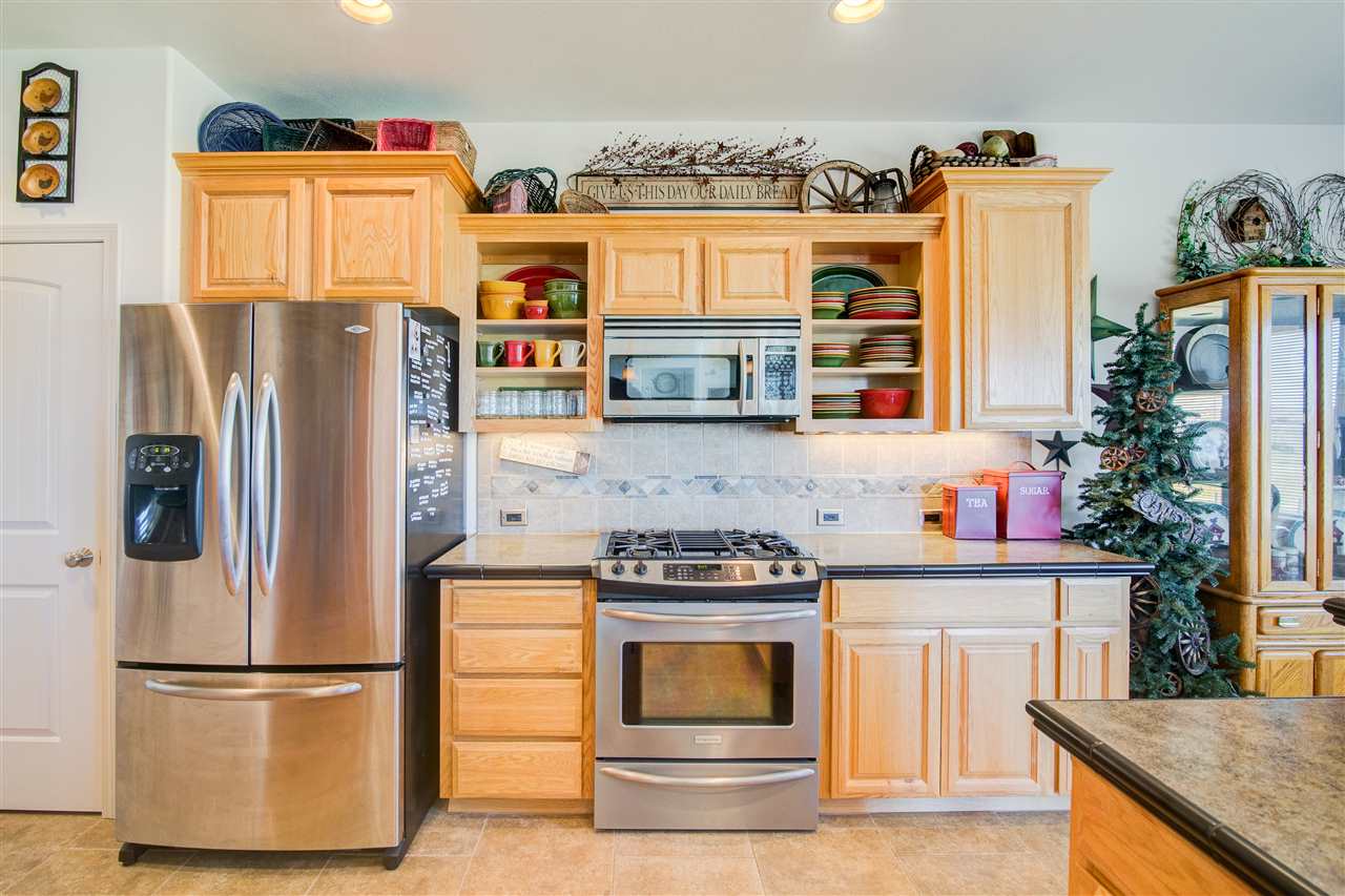 6101 South Chapman Road Greenacres, WA 99016 - Photo 8 of 20
