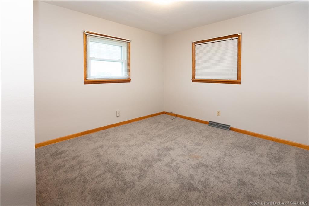 4614 Grant Line Road New Albany, IN 47150 - Photo 14 of 36 Gallery Image 14
