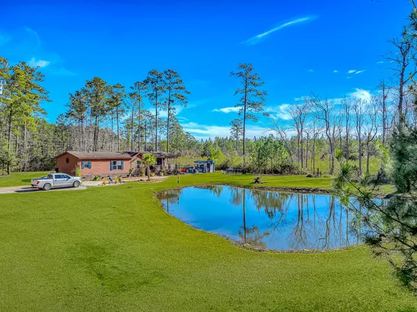 $299,000 | 81 Silver Pond Lane, Hemingway, SC 29554