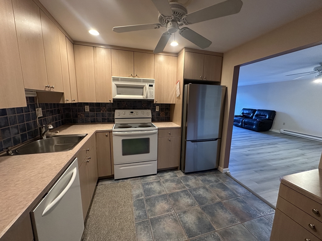 1321 Worcester Road, Unit 612 Framingham, MA 01701 - Photo 16 of 16