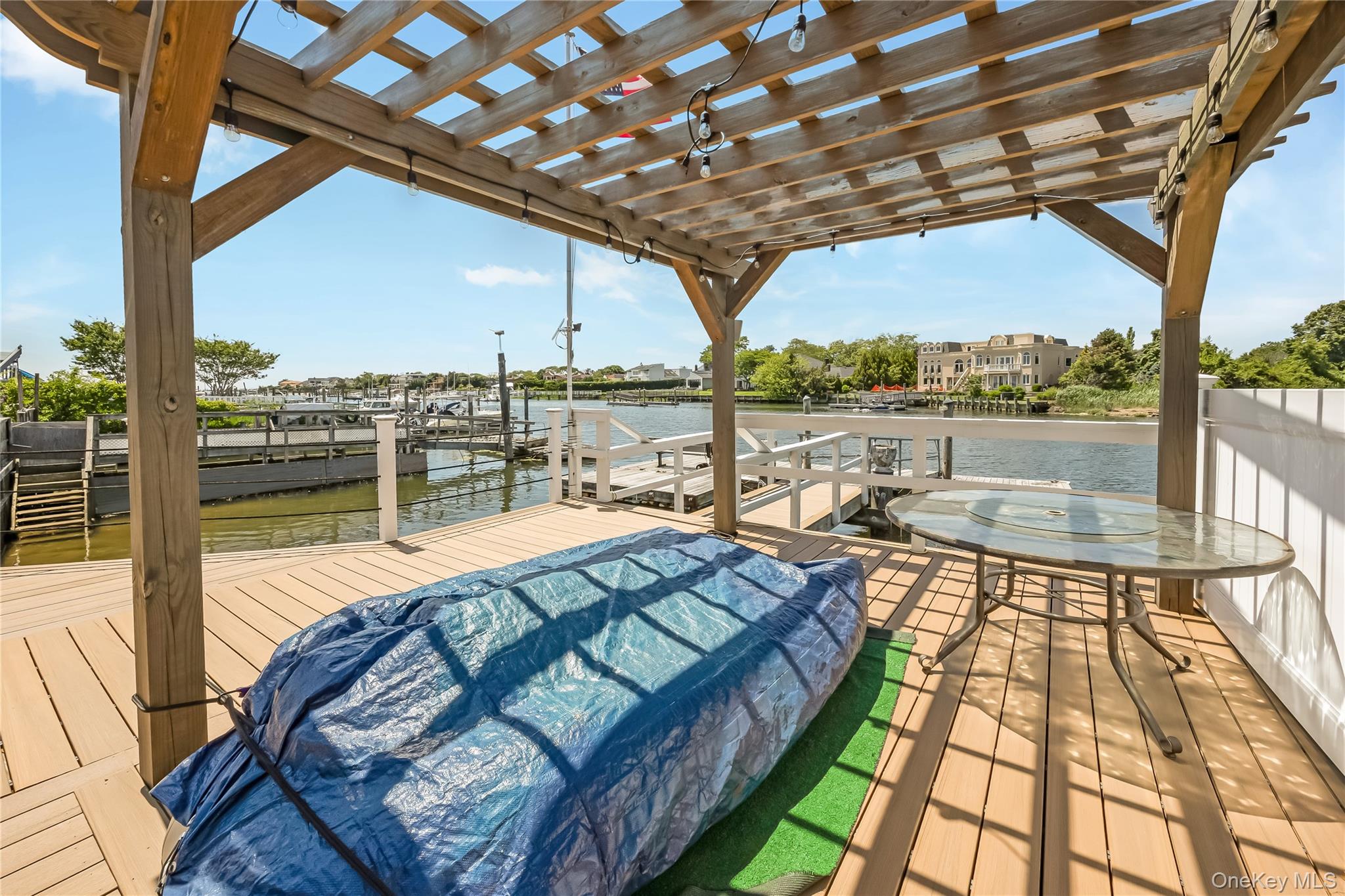 71 Seawane Road East Rockaway, NY 11518 - Photo 22 of 24