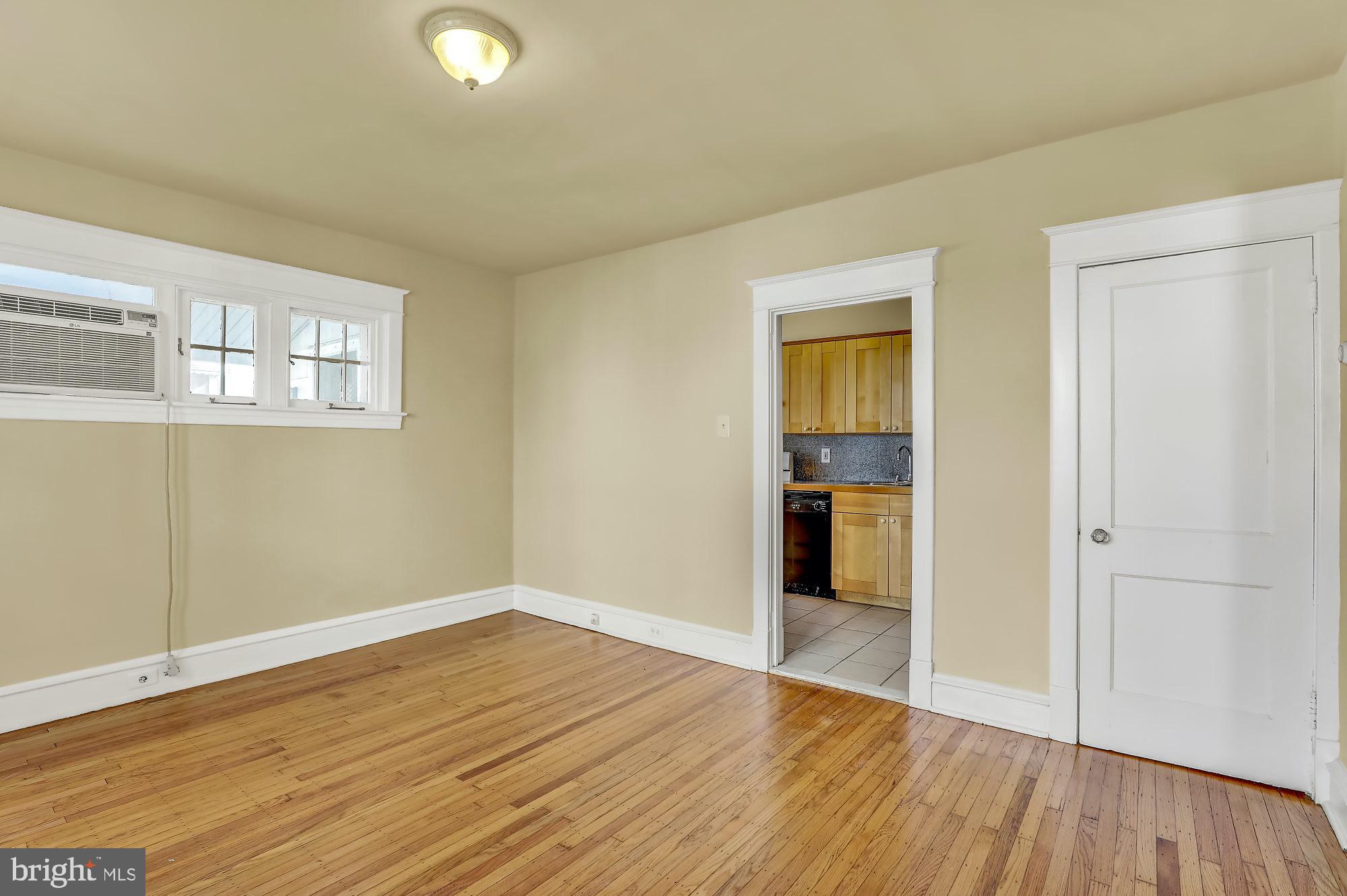 109 Chatham Road Upper Darby, PA 19082 - Photo 10 of 31 Dining Room