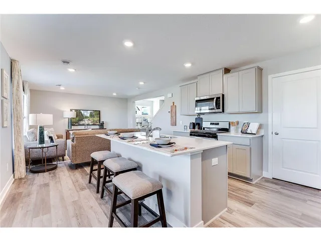 $2,750 | 13664 Ringneck Way, Rogers, MN 55374