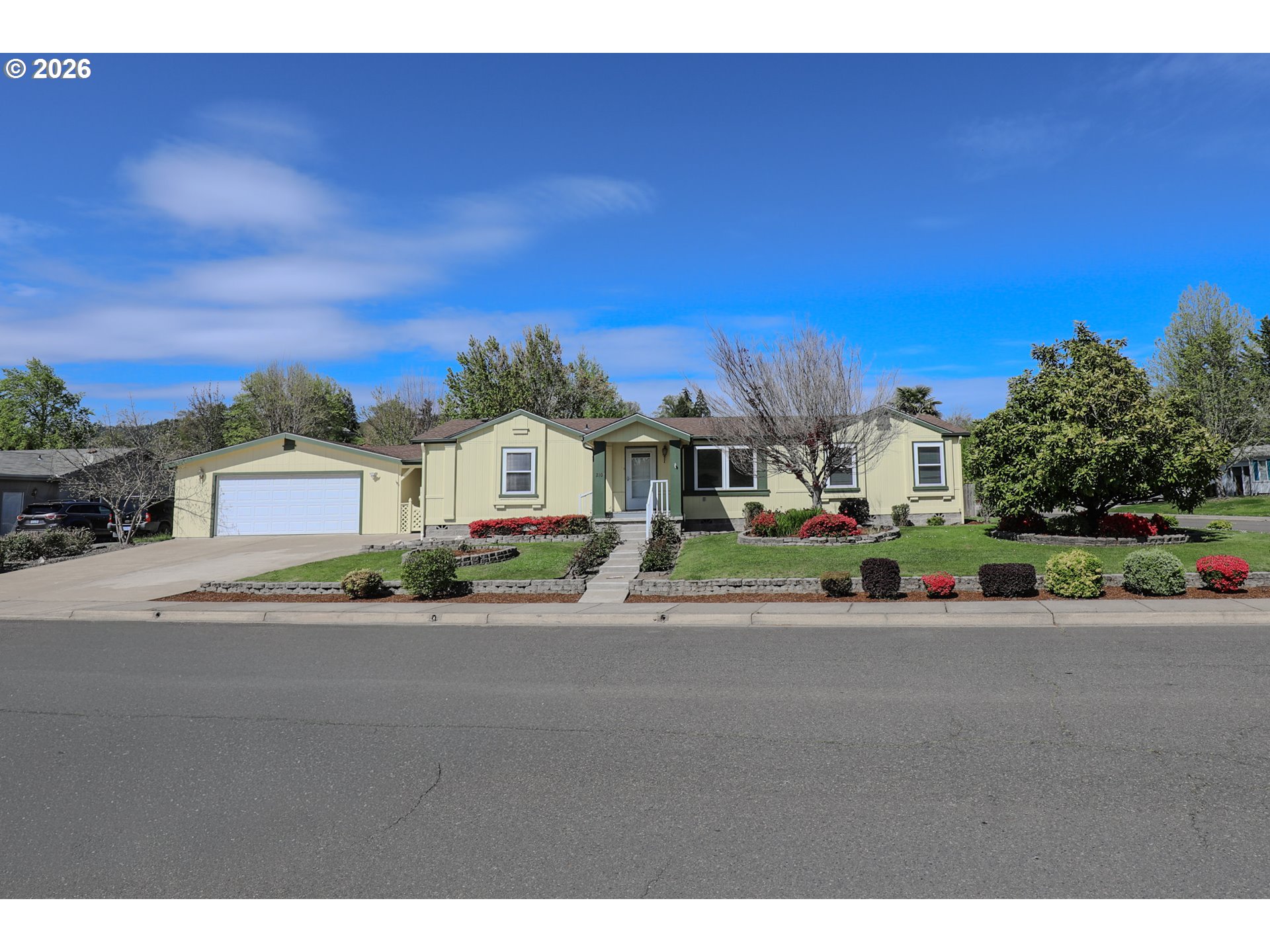 210 Northwest Timothy Avenue Winston, OR 97496 - Photo 2 of 48