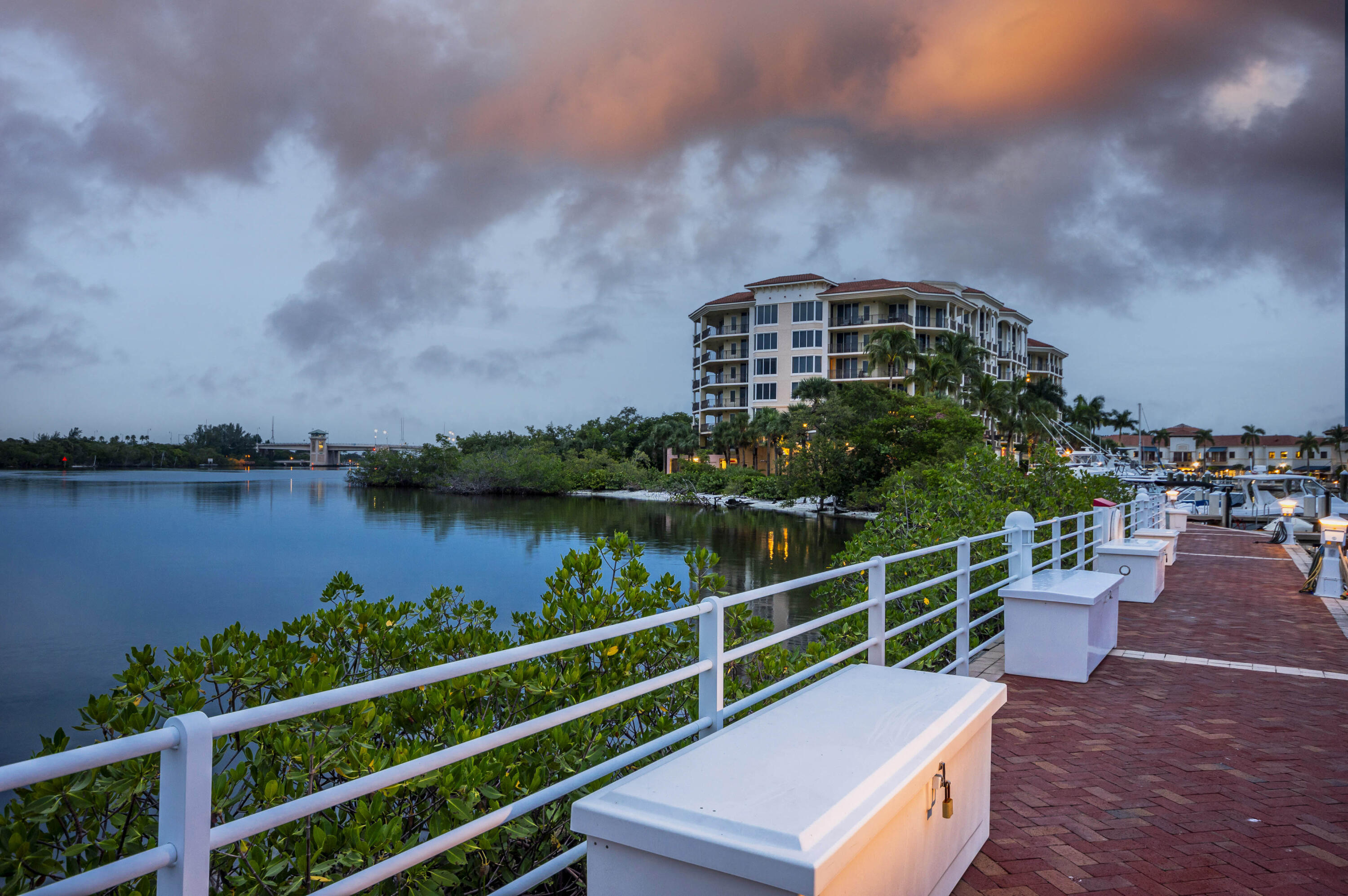 348 Highway 1 Jupiter, FL 33477 - Photo 11 of 28 Jupiter Yacht Club