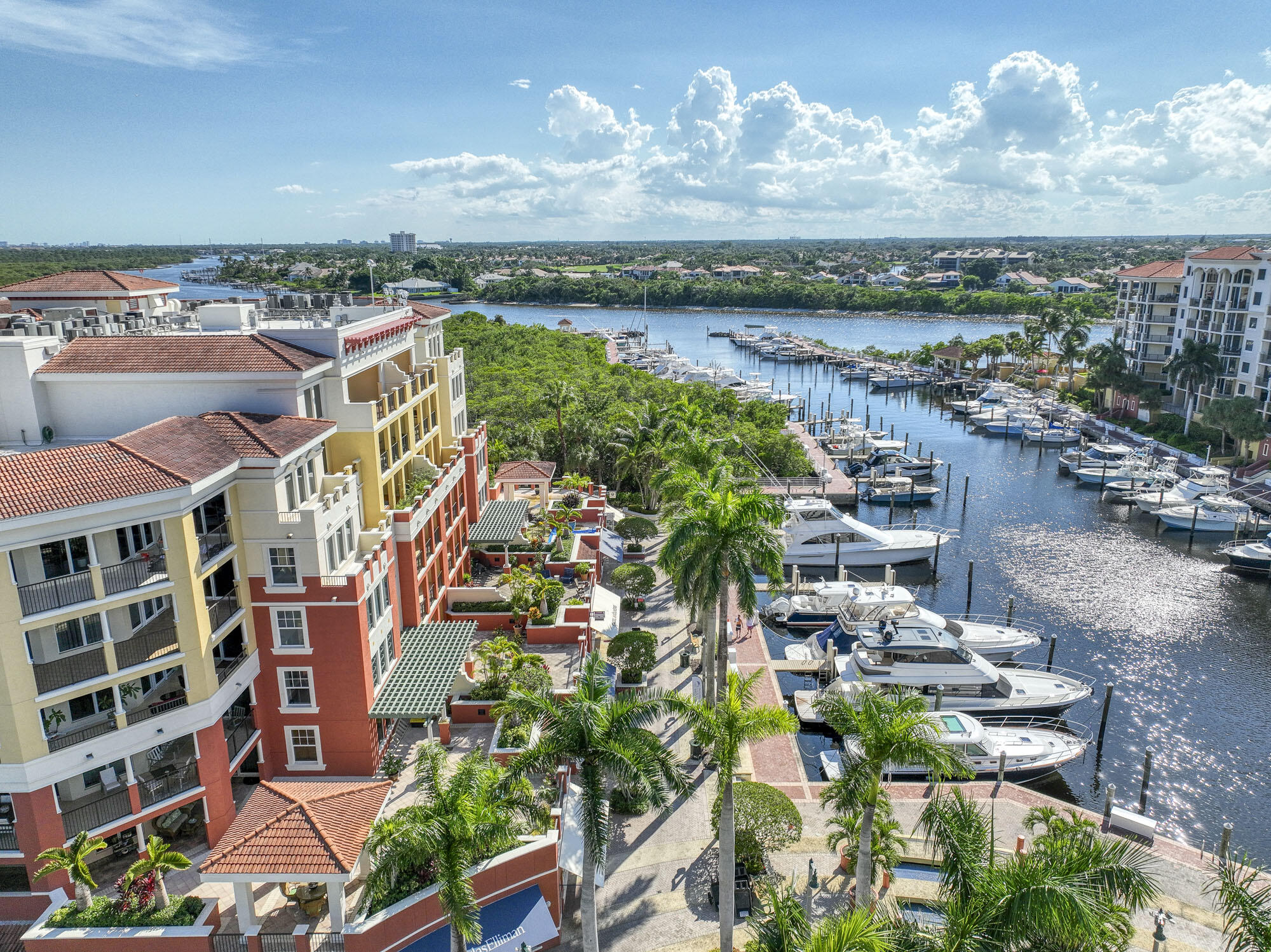 348 Highway 1 Jupiter, FL 33477 - Photo 12 of 28 Jupiter Yacht Club
