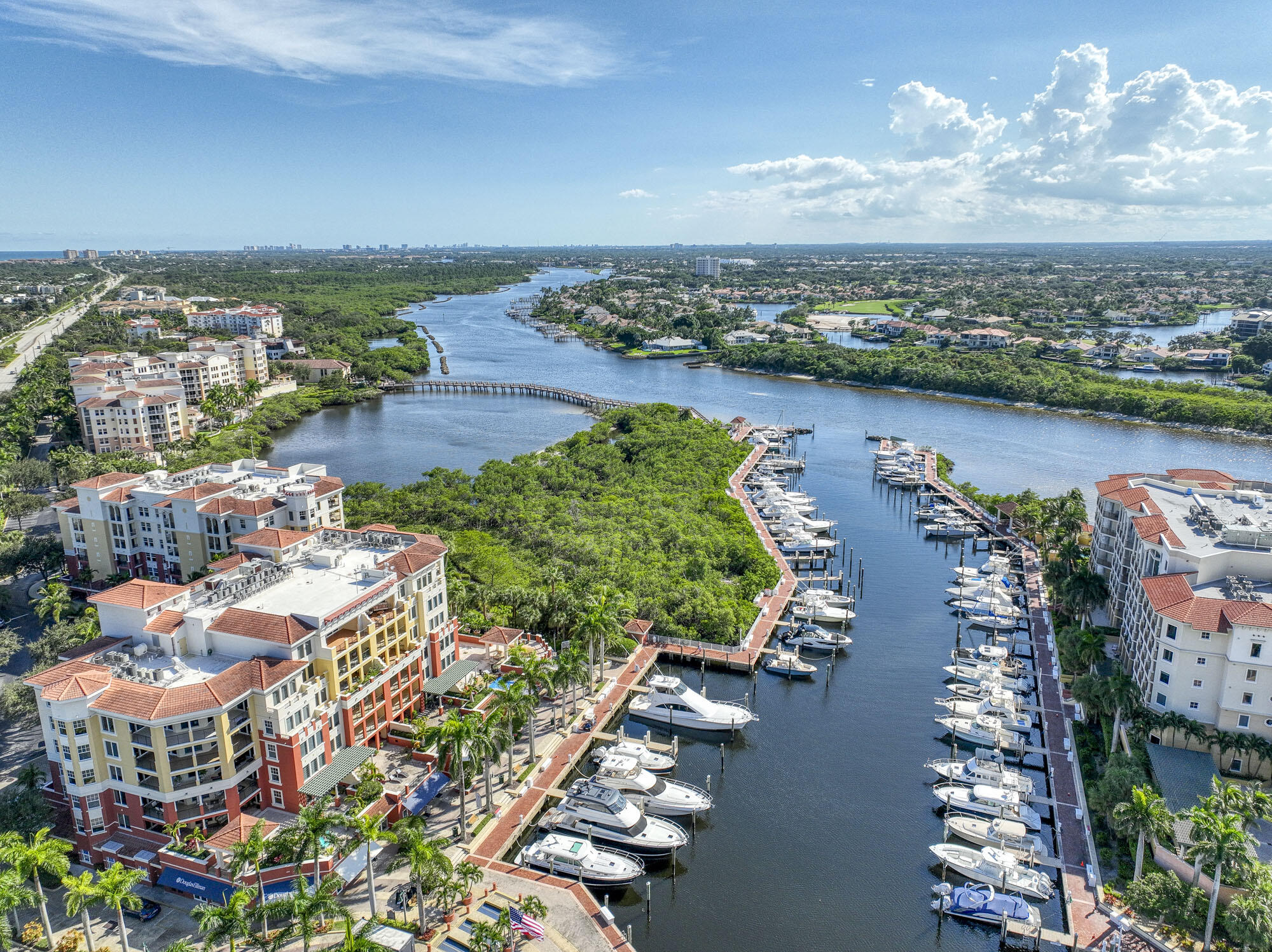 348 Highway 1 Jupiter, FL 33477 - Photo 13 of 28 Jupiter Yacht Club