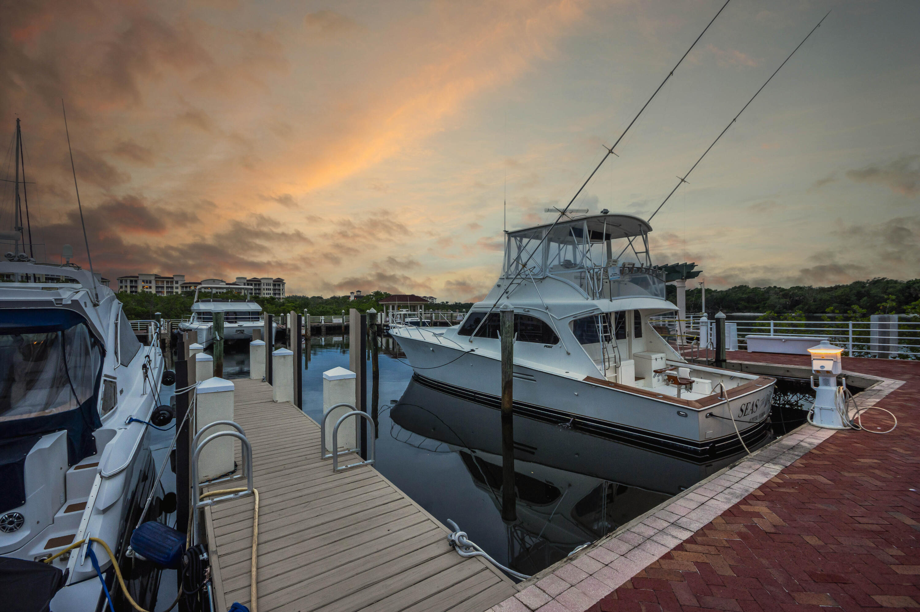 348 Highway 1 Jupiter, FL 33477 - Photo 23 of 28 Jupiter Yacht Club