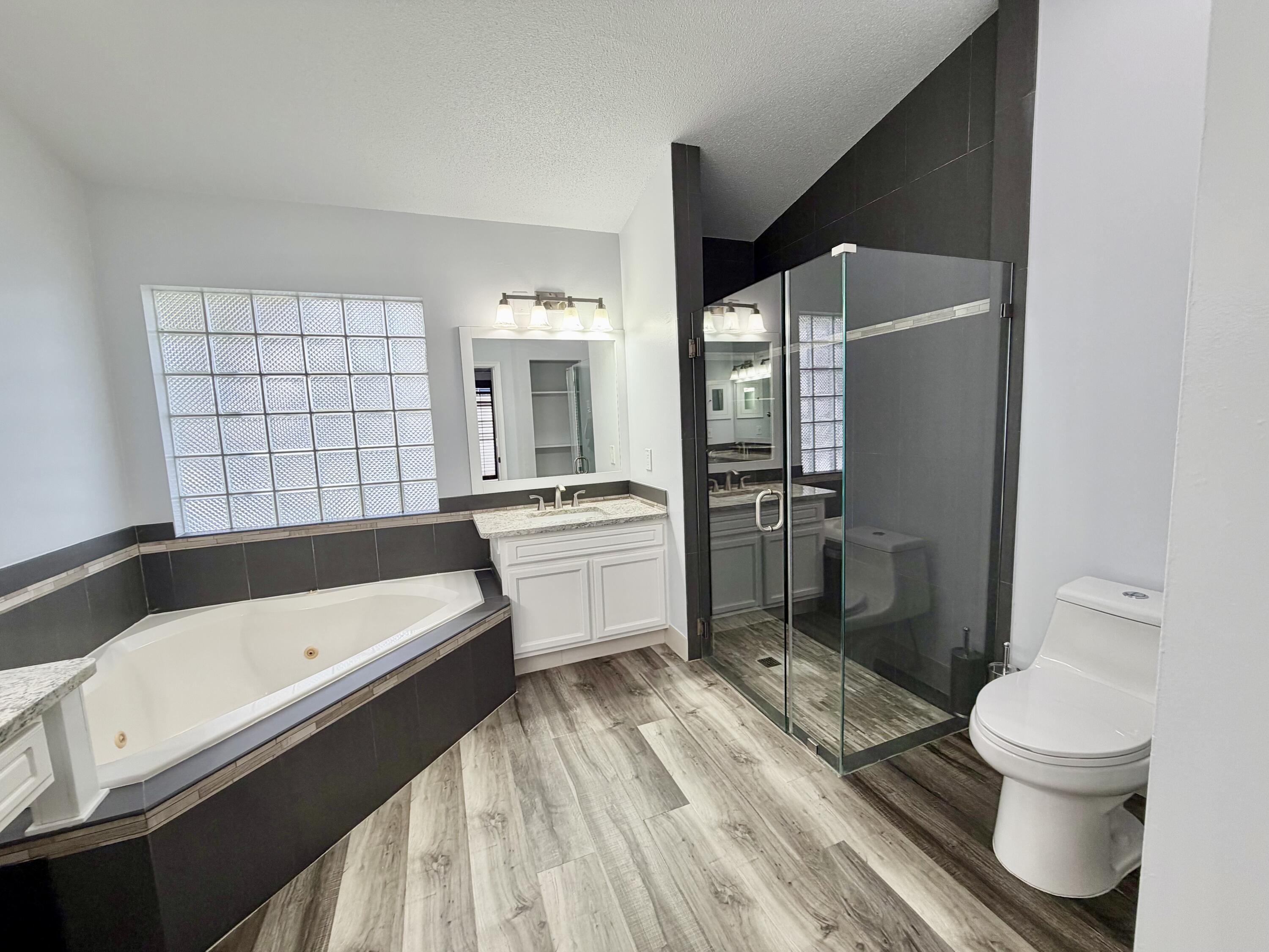 3687 Mykonos Court Boca Raton, FL 33487 - Photo 22 of 45 IMG_E0568