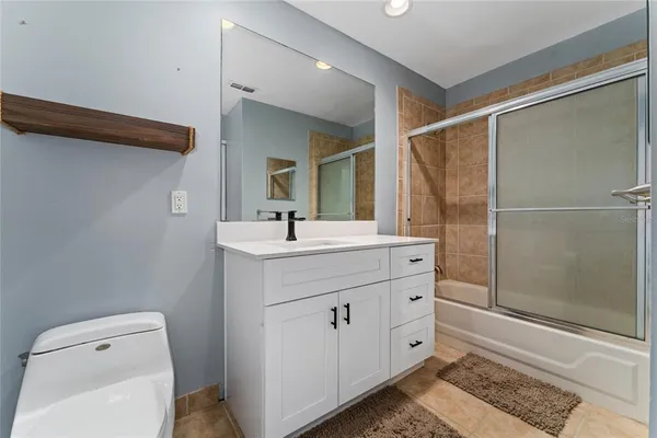 $1,750 | 5424 East Michigan Street, Unit 7, Orlando, FL 32812