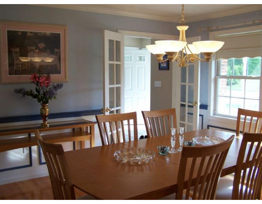 31 Bartlett Road Methuen, MA 01844 - Photo 5 of 18 Gallery Image 5