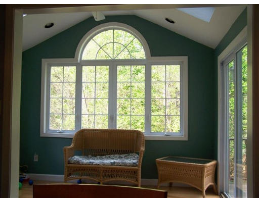31 Bartlett Road Methuen, MA 01844 - Photo 10 of 18 Gallery Image 10