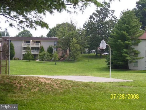 $1,900 | 5808 Royal Ridge Drive, Unit L, Springfield, VA 22152