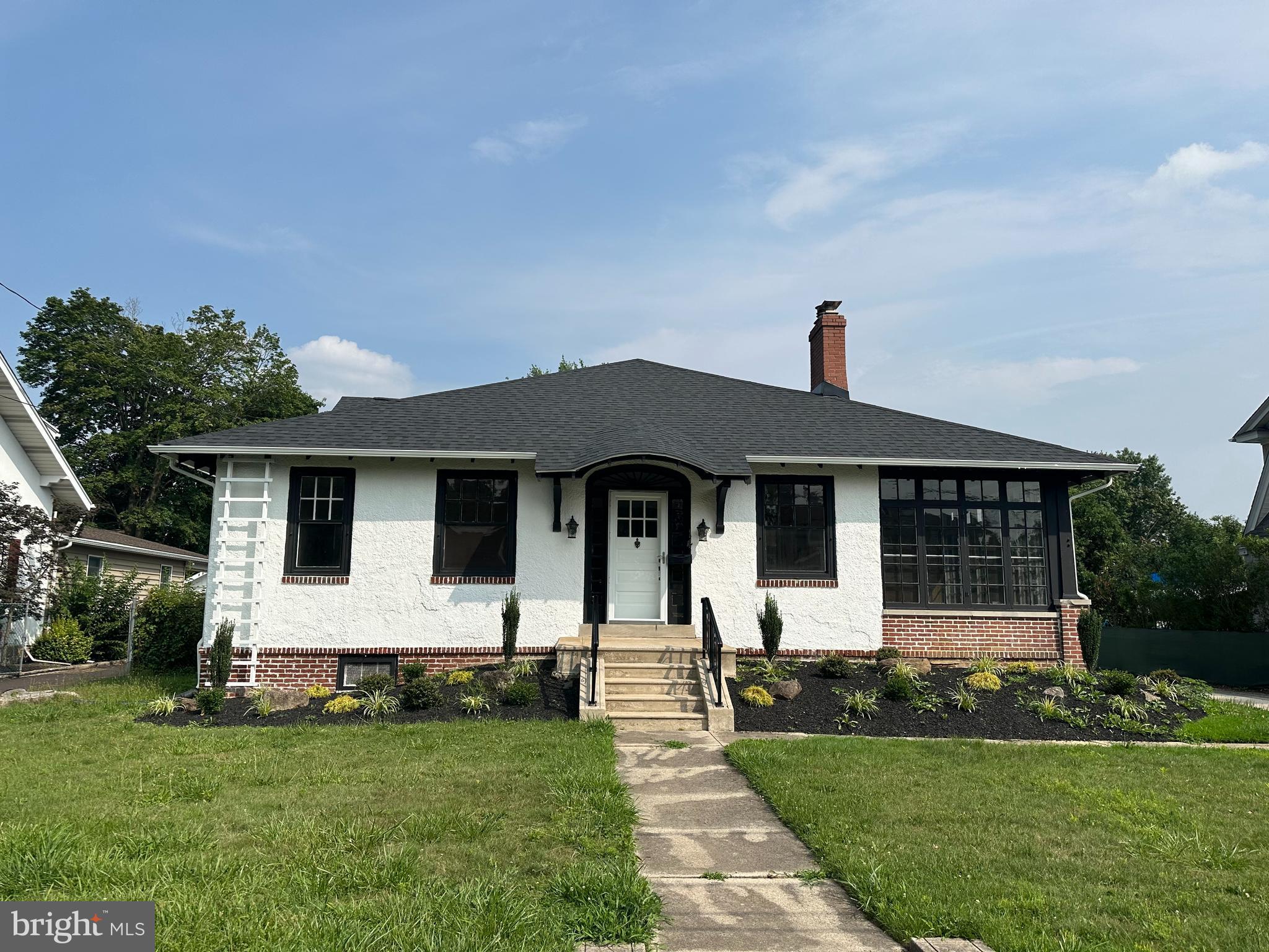 14 North Wakefield Road Norristown, PA 19403 - Photo 2 of 22 Gallery Image 2
