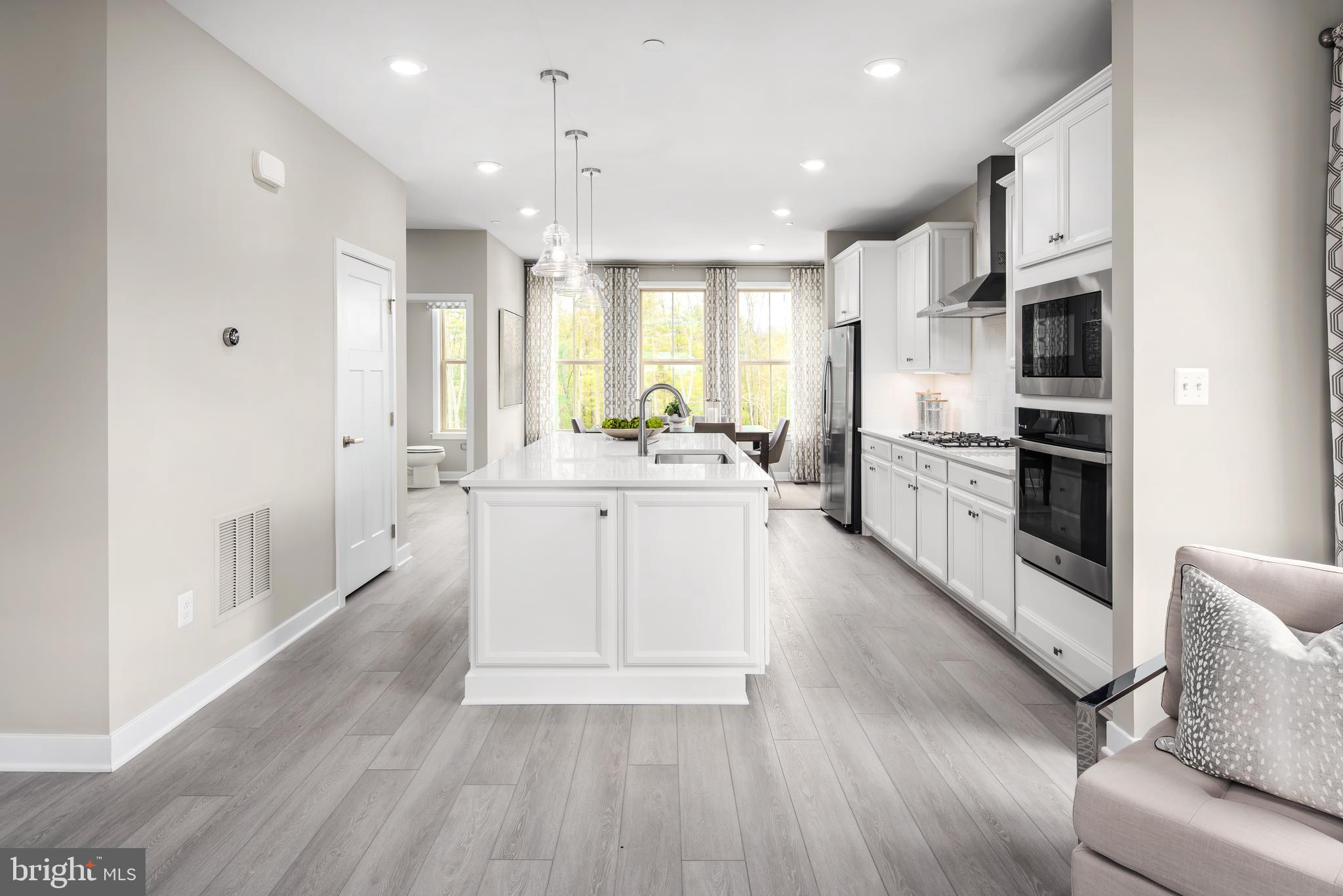 10997 Resort Road Ellicott City, MD 21042 - Photo 4 of 16 Kitchen